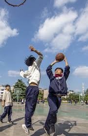 费耶诺德主帅：与米兰的欧冠次回合会很困难，但我们会全力以赴