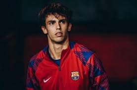 芒特制胜曼联2-1逆转！齐尔克泽破荒但冬窗必须买中场，阿莫林需要沃顿